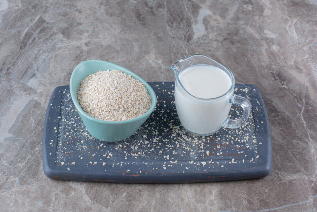 mleko-roslinne-2-1024x683 Mleko roślinne – jak powstaje, które najzdrowsze, przepis na domowe mleko roślinne