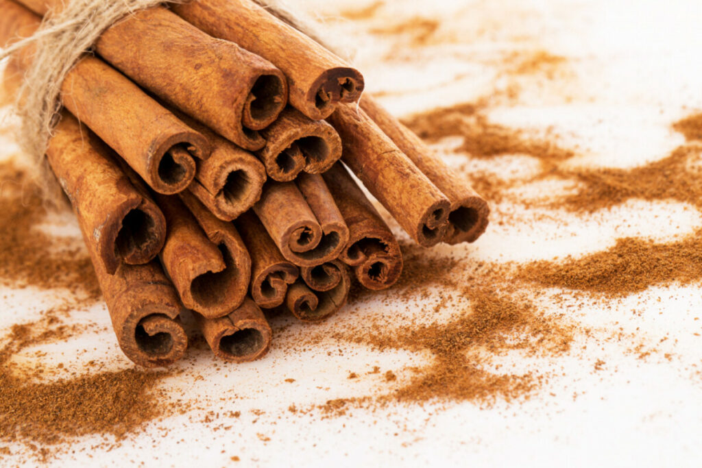 stack-cinnamon-1024x683 Jesień pachnąca cynamonem – poznaj niezwykłe właściwości tej smacznej przyprawy